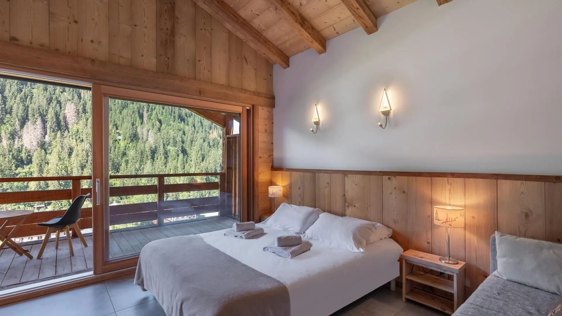 Chalet 1100 - Bo Immobilier Chatel - A Mi-Chemin Du Centre Et Du Linga - Jacuzzi Sauna Et Cheminee